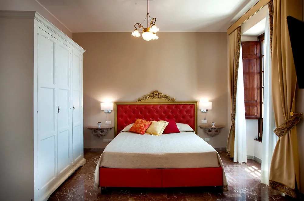 Porta Di Mezzo Luxury Suites & Guest house
