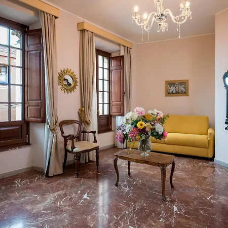 Porta Di Mezzo Luxury & Casa de hóspedes 2*