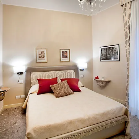 Porta Di Mezzo Luxury & Πανσιόν Ταορμίνα