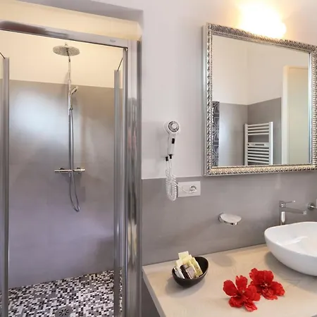 Πανσιόν Porta Di Mezzo Luxury & 2*